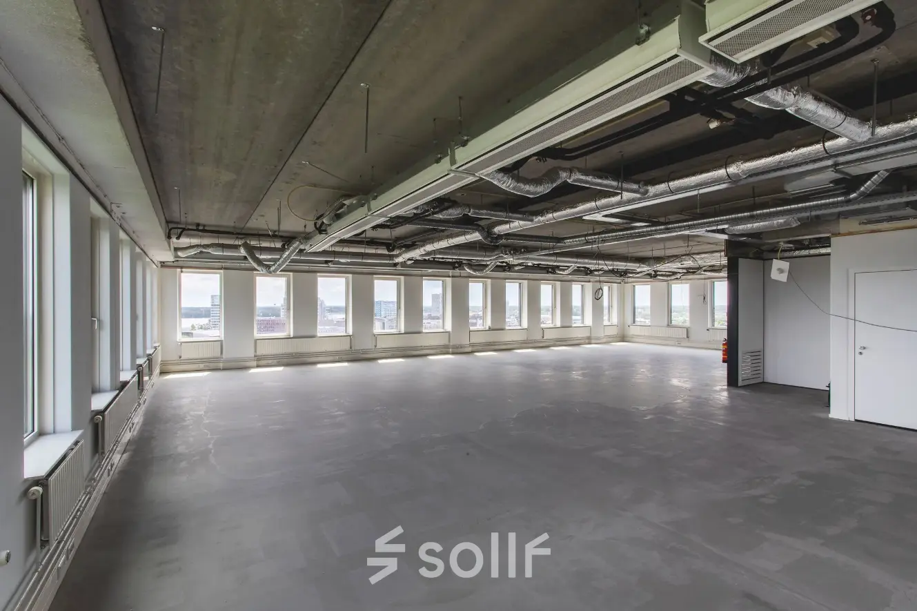 Spacious unfurnished office space at Landdrostdreef 124 in Almere Stad, ideal for office space rental with ample natural light.