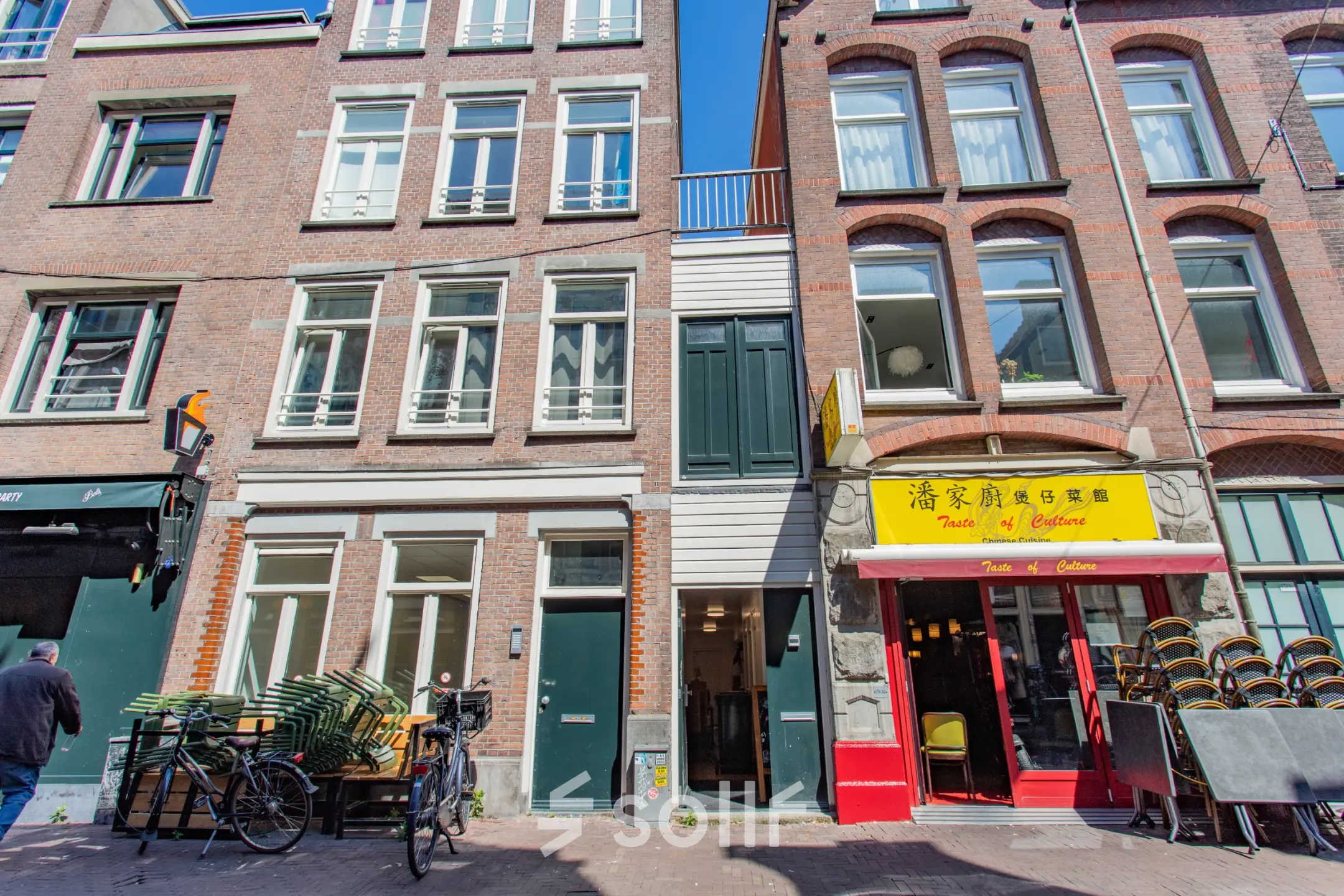 Exterior view of building at Korte Leidsedwarsstraat 133A 133A, Amsterdam Center, showcasing potential office space rental opportunities.