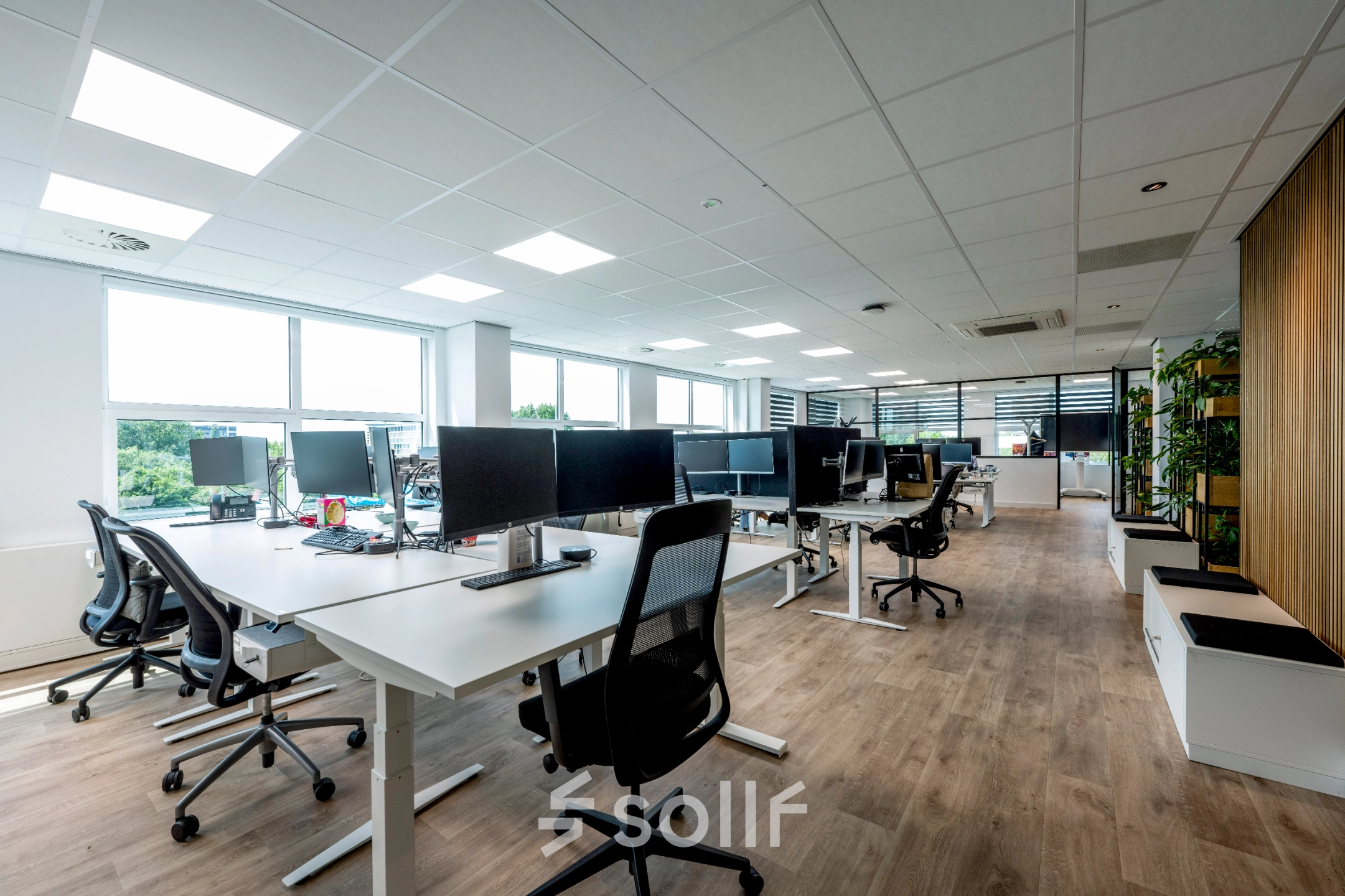 Bright office space for rent with modern furnishings and multiple workstations at Overschiestraat 186, Amsterdam De Schinkel.