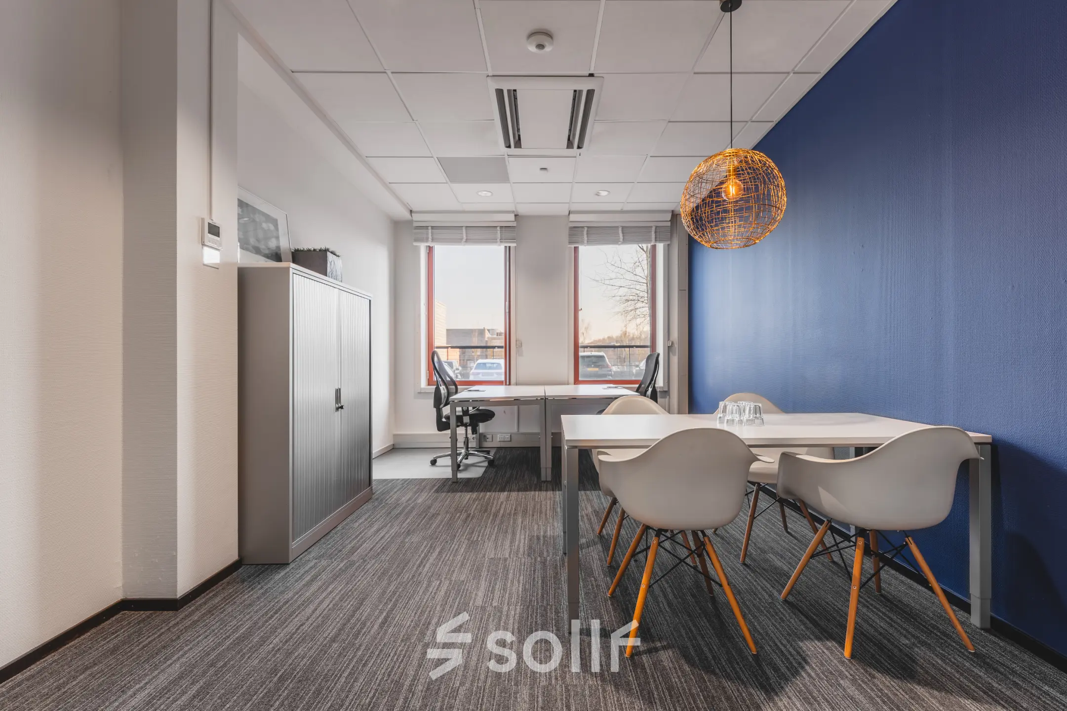 Modern office space at Daalwijkdreef 47, Amsterdam Duivendrecht, featuring stylish furniture and vibrant decor, ideal for professionals seeking office space rental.