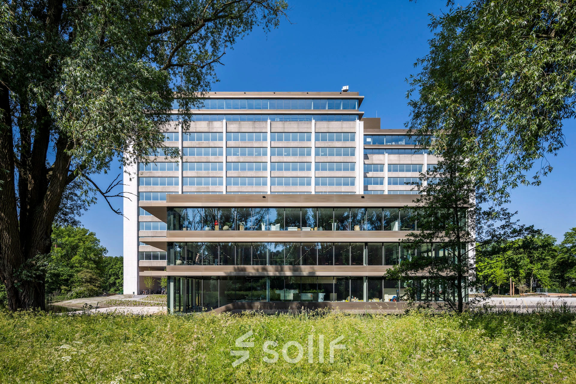 Exterior view of an office building at Nachtwachtlaan 20, Amsterdam West, ideal for office space rental.
