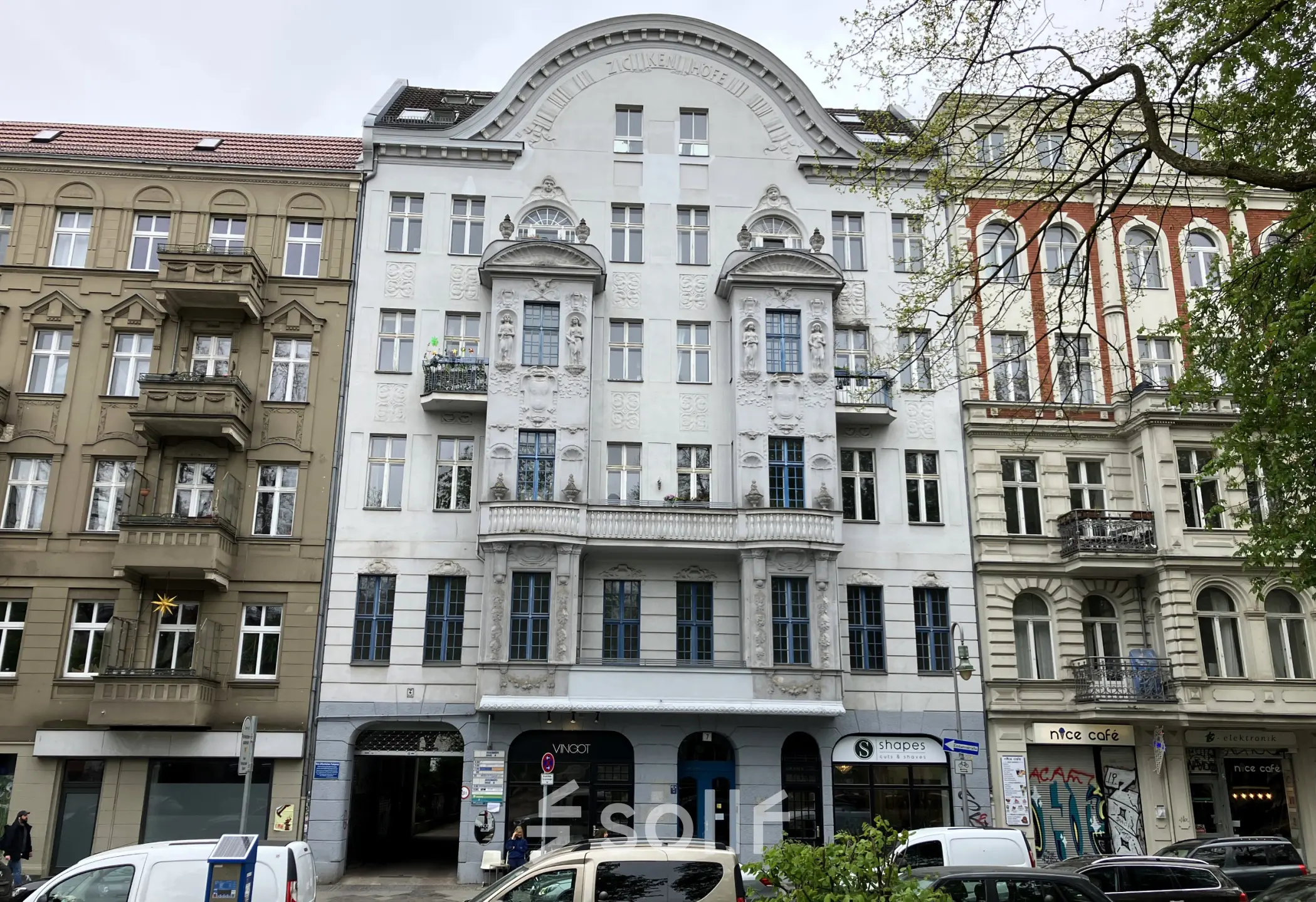 Exterior view of a historic building at Boppstraße 7, Berlin Kreuzberg, suitable for office space rental.