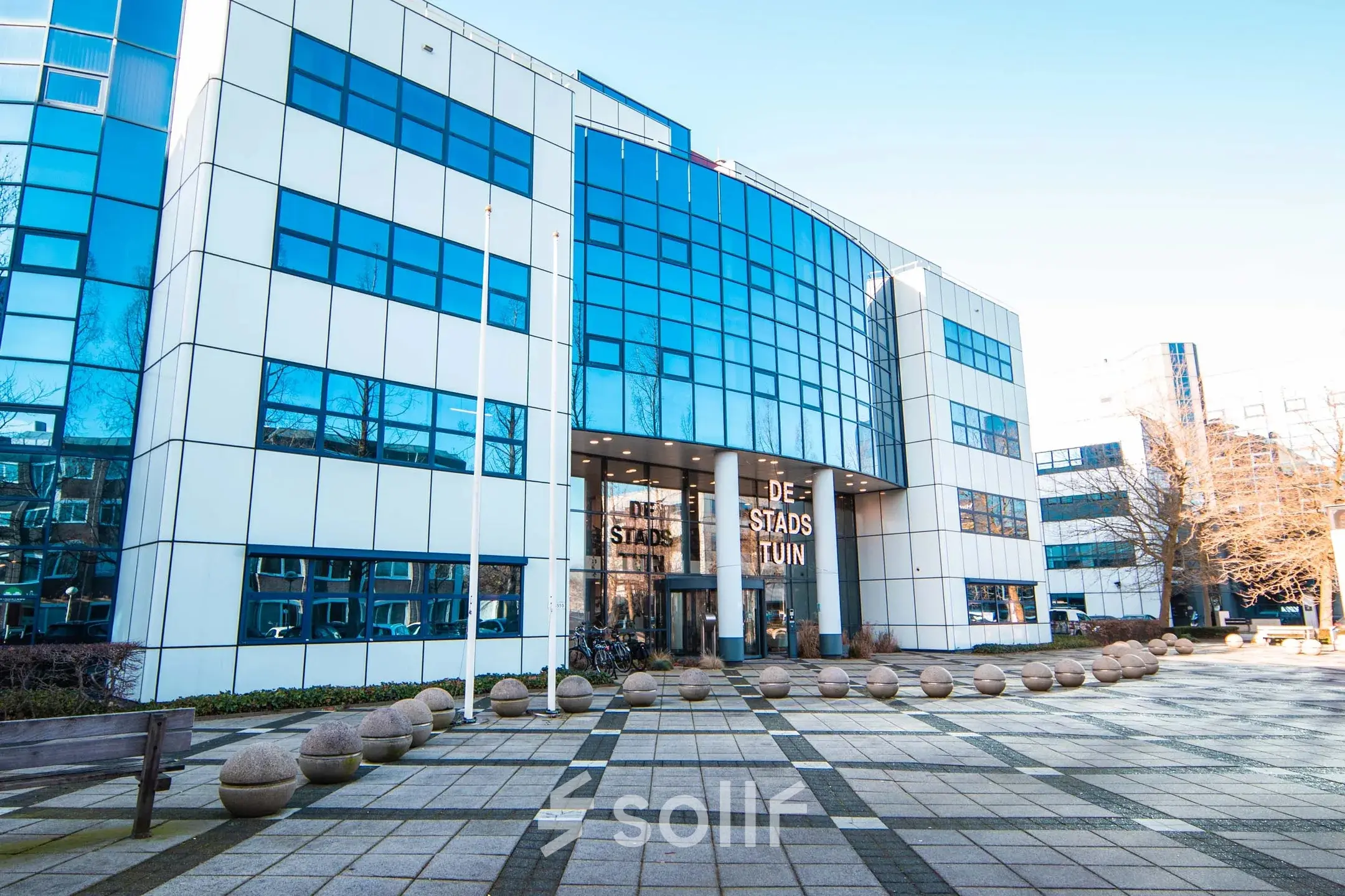 The exterior of an office building at Bruistensingel 500, Den Bosch. Ideal for those seeking office space rental with modern amenities.