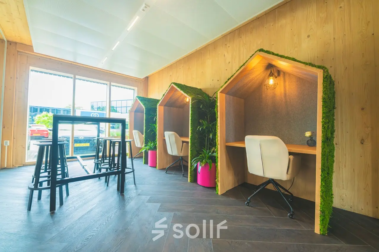 Bright office space at Moutlaan 1-23, Enschede, featuring cozy work pods with natural light, ideal for rent office space seekers.