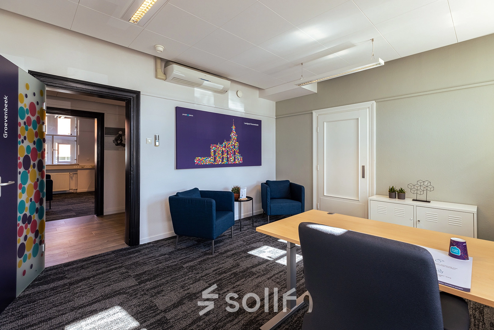 Modern office interior at Ceintuurbaan 2, Harderwijk, featuring stylish seating and well-lit workspace, ideal for office space rental.