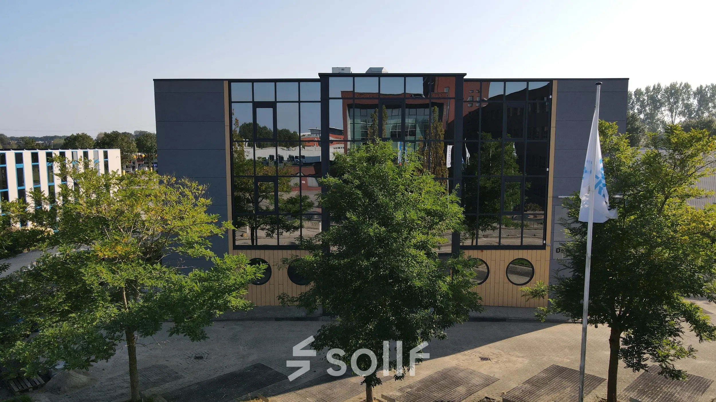 Exterior view of an office building at Catharina van Renneslaan 8-10 in Hilversum, ideal for office space rental.