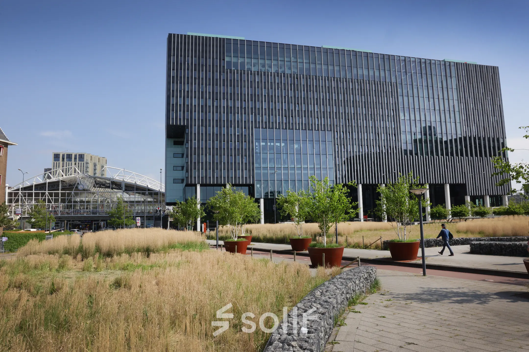 Exterior of a modern office building at Bargelaan 200, Leiden, available for office space rental.