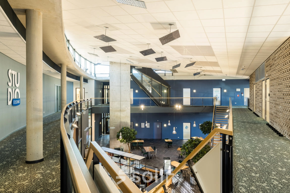 Spacious and modern office to rent at Veengang 1, Oosterwolde, featuring open floorplan with contemporary design and stylish decor, perfect for office space rental.
