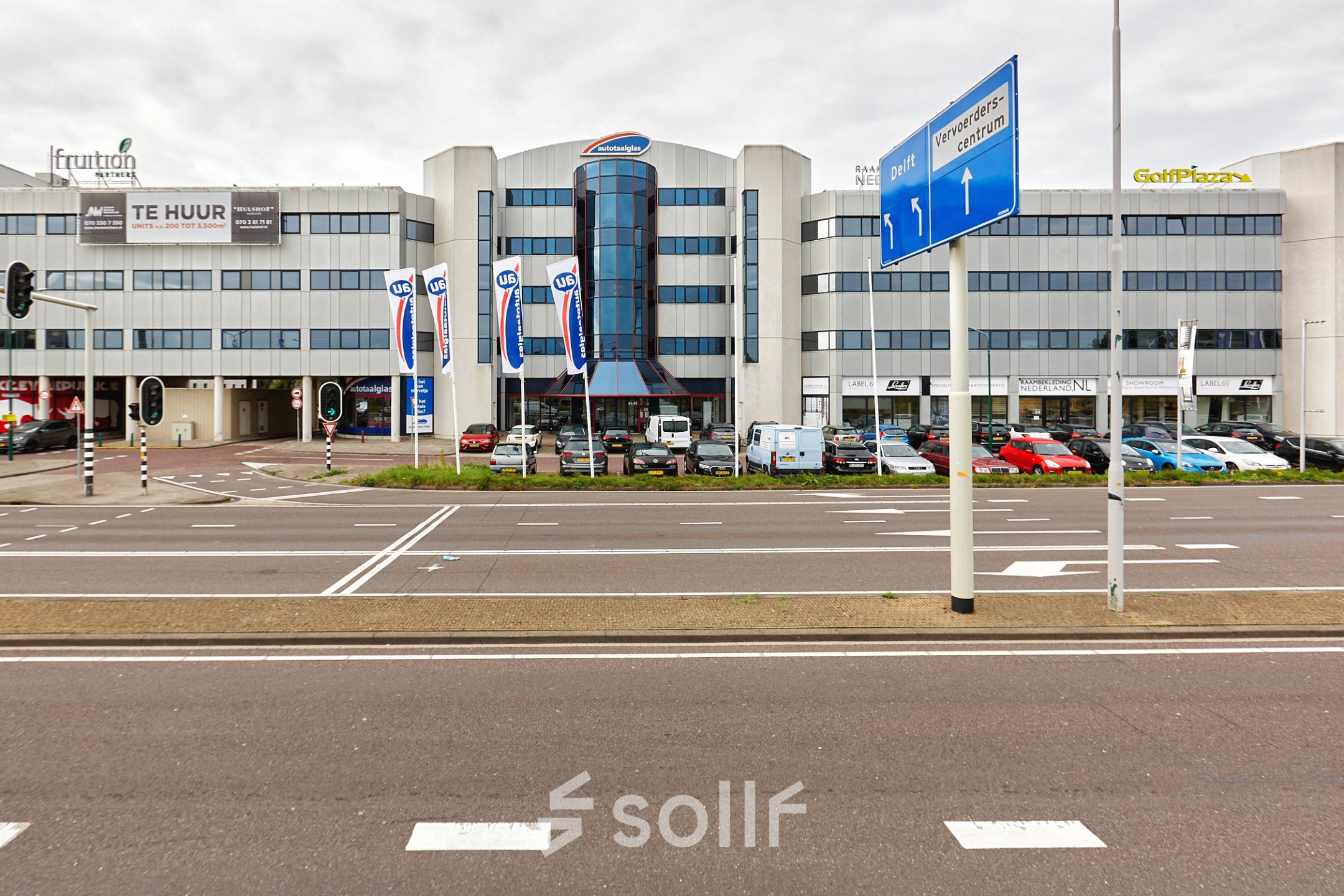 Exterior view of an office building at Patrijsweg 62, Rijswijk, available for office space rental.