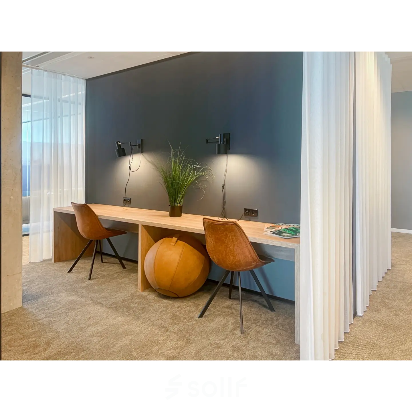 Modern furnished workspace at Wilhelminakade 173, Rotterdam Kop van Zuid, ideal for office space rental seeking functional and sleek design.