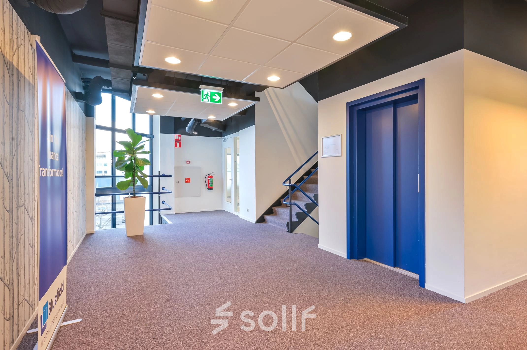 Interior view of entrance hallway at Kobaltweg 11 in Utrecht Lage Weide, an office space available for rent.