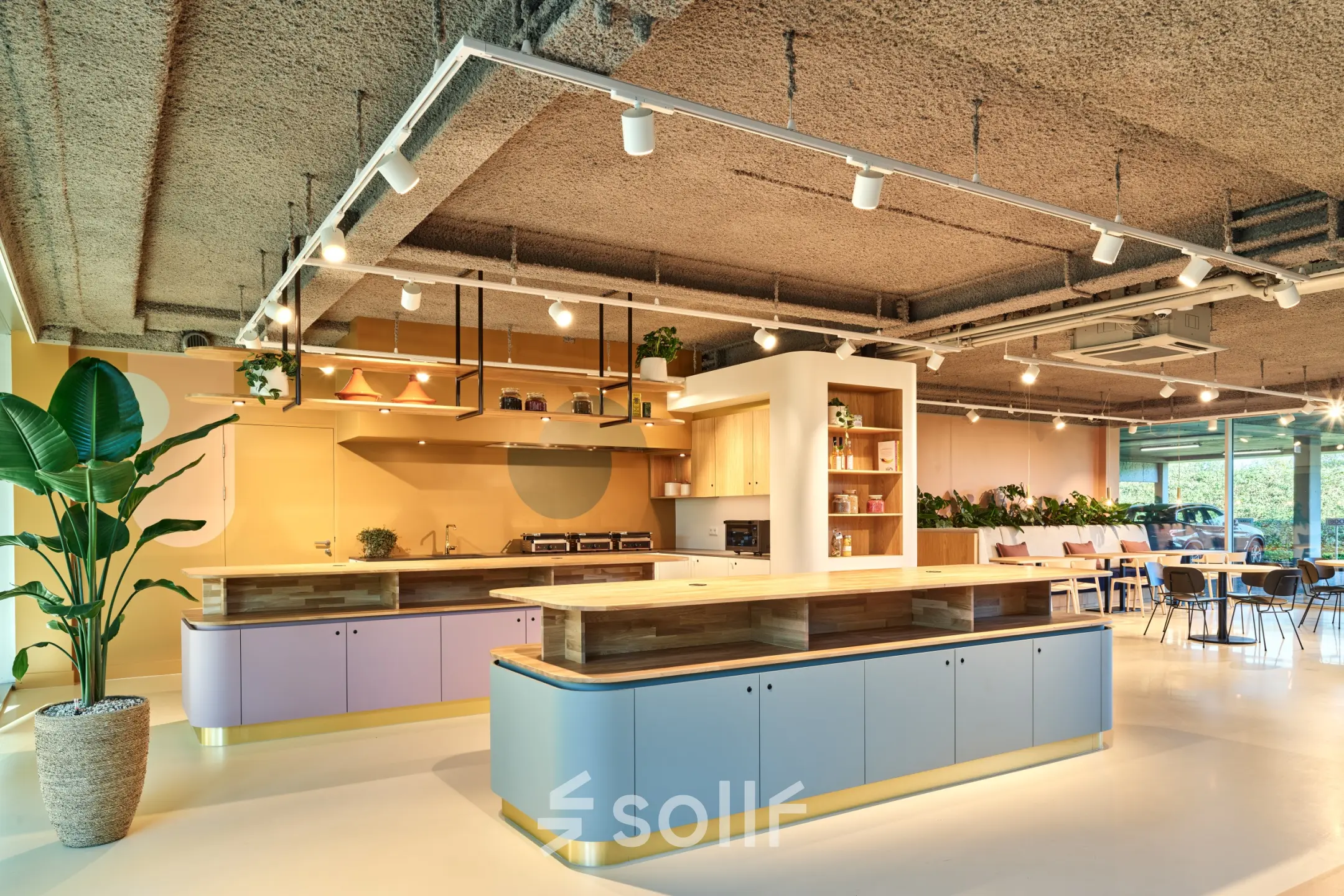Bright and modern office space available for rent at Van Deventerlaan 30-40, Utrecht Papendorp, featuring stylish kitchen facilities and comfortable seating areas.