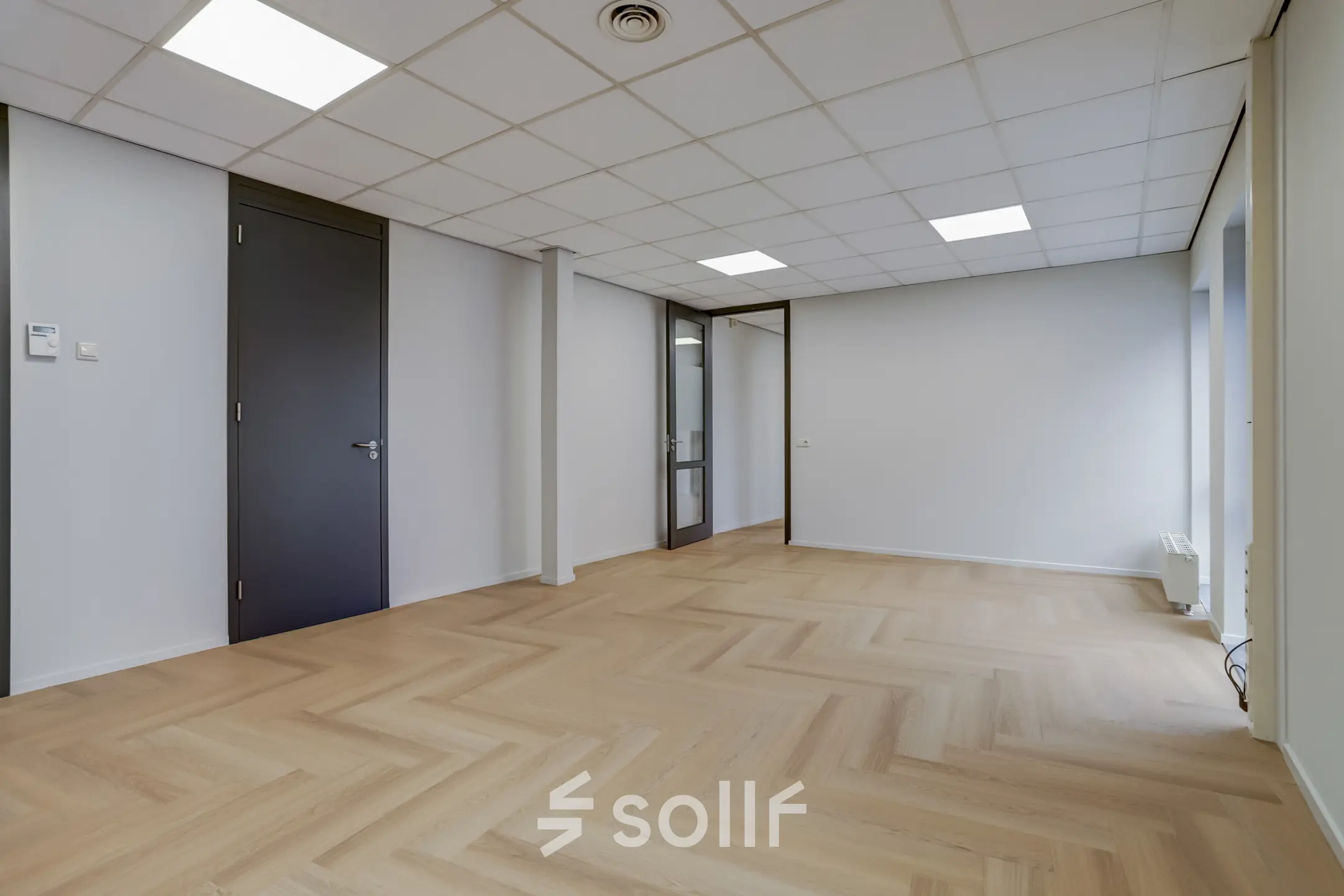 Spacious office interior at Keizersveld 47, Venray, featuring a modern design suitable for office space rental.