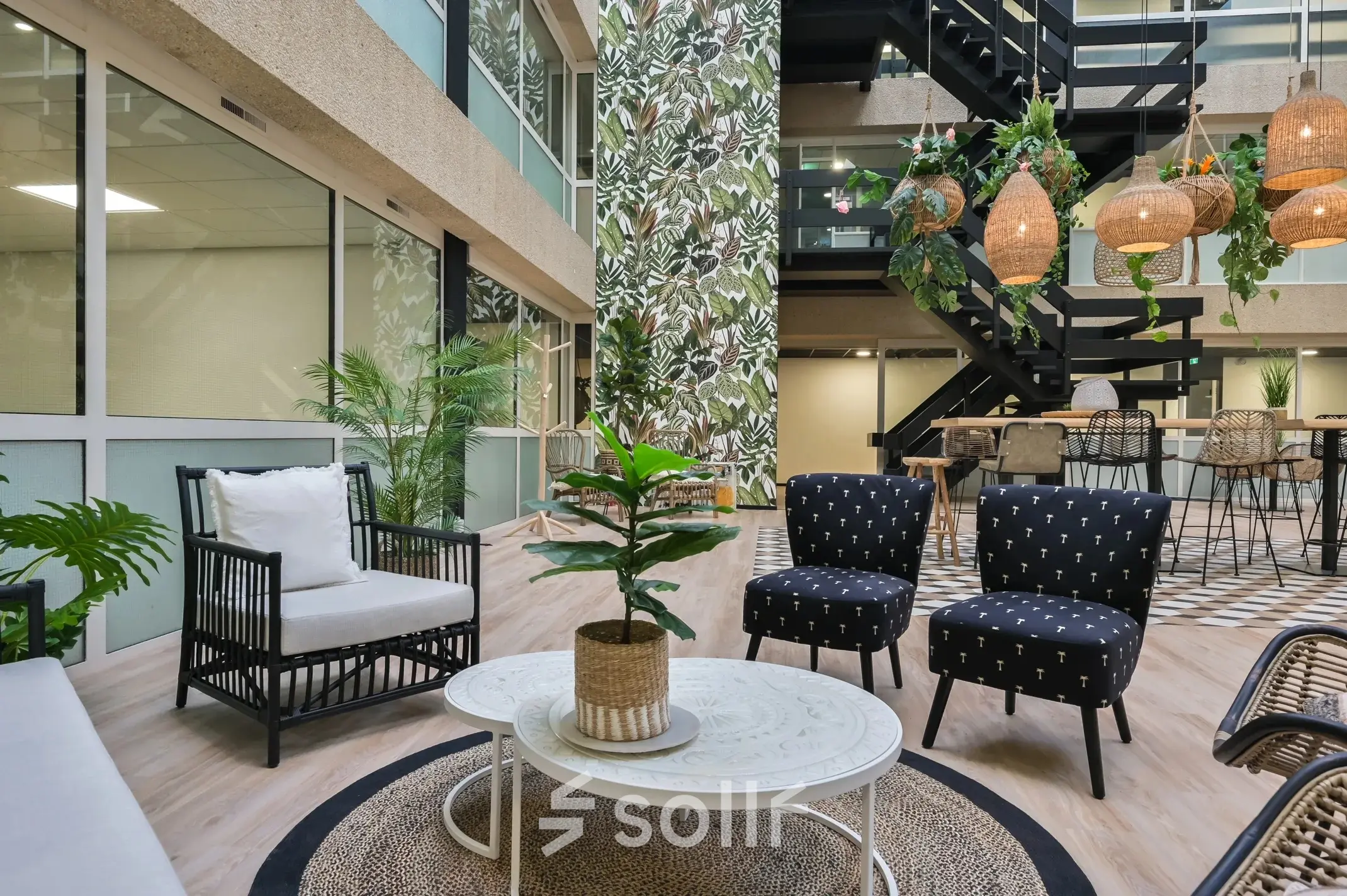 Bright and inviting office space rental at Havenweg 24, Vianen Utr, featuring stylish seating and modern decor, perfect for collaborative work.