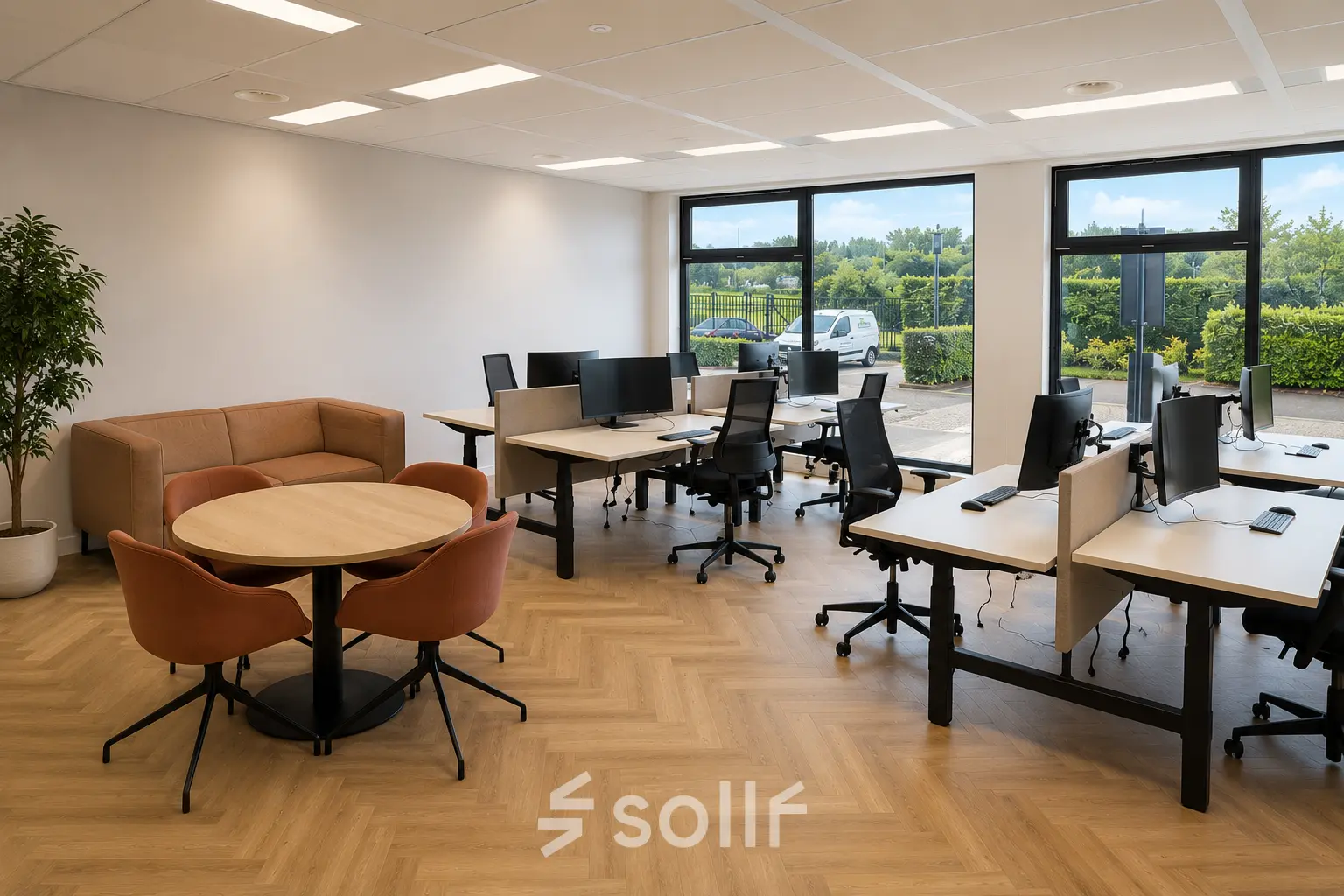Kantoorruimte te huur op Veluwezoom 15 in Almere Stad met moderne werkplekken, natuurlijke lichtinval en comfortabele zitplekken.