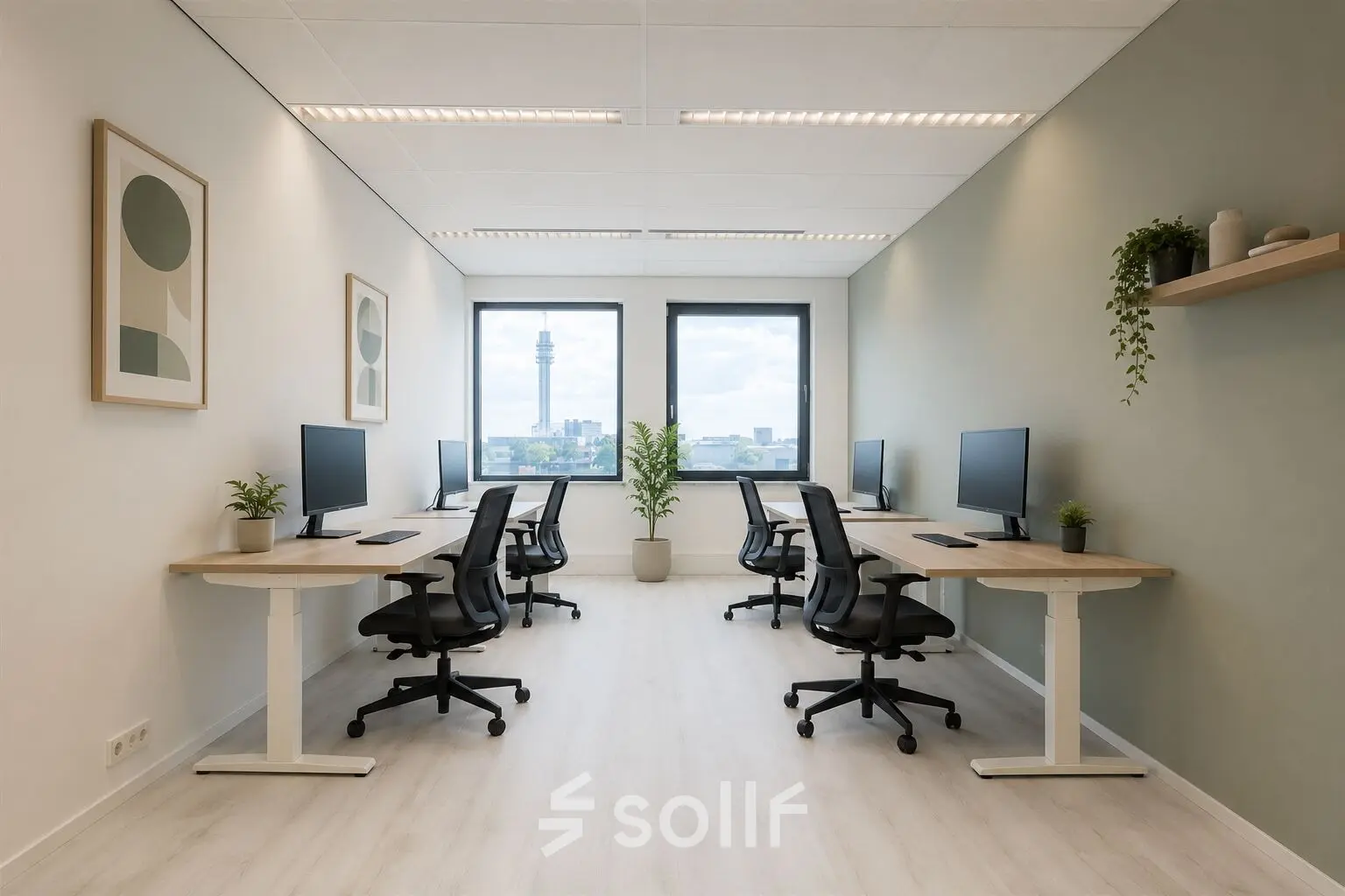 Moderne kantoorruimte aan de Mollerusweg 84 in Haarlem Waarderpolder, voorzien van bureaus met stoelen en computers, ideaal voor huur als werkplaats in een open en lichte omgeving.