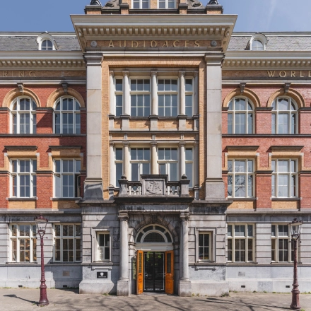 Exterior view of the office building at Raamplein 1, Amsterdam Center, available for office space rental.