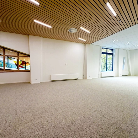 Spacious and well-lit unfurnished office space for rent at Bijlmerplein 888, Amsterdam South East, ready for customization.