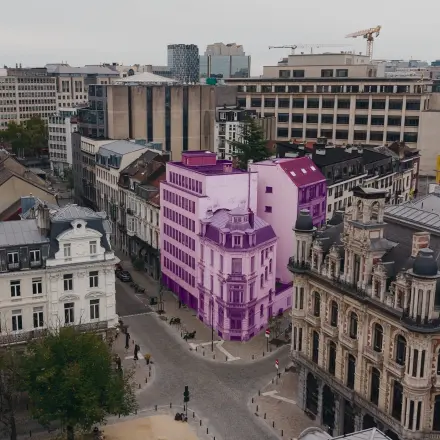 Arial view of Rue du Congres 37 in Brussels Center highlighting an office building suitable for rental.