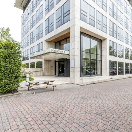Exterior view of office building at Marathon 2, Hilversum, highlighting its suitability for office space rental.