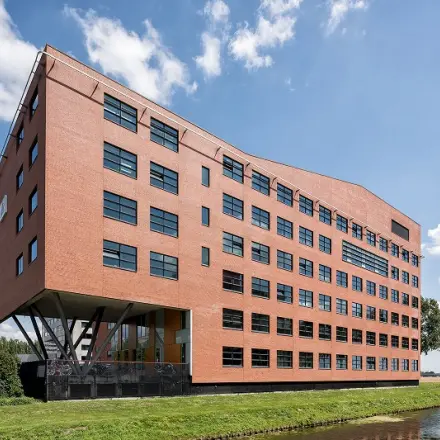 Exterior view of the office building at Siriusdreef 16, Hoofddorp, ideal for those seeking office space rental.