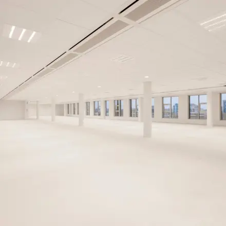 Spacious open office to rent at Siriusdreef 16, Hoofddorp, with large windows offering natural light, ideal for office space rental.
