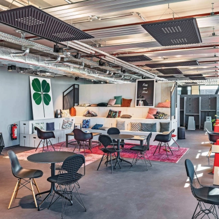 Bright, modern office space with stylish furnishings and seating areas available for rent at Rosenheimer Straße 143C, München Werksviertel.