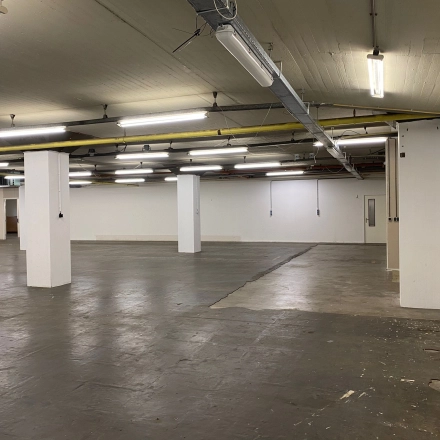Spacious empty office at Polakweg 7, Rijswijk, ideal for office space rental with ample room for customization.