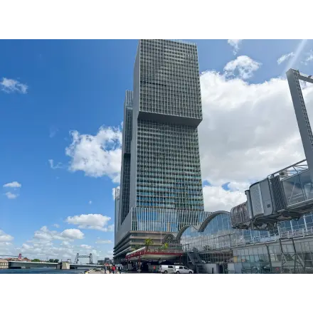 Exterior view of a modern office building at Wilhelminakade 173, Rotterdam Kop van Zuid, ideal for office space rental.