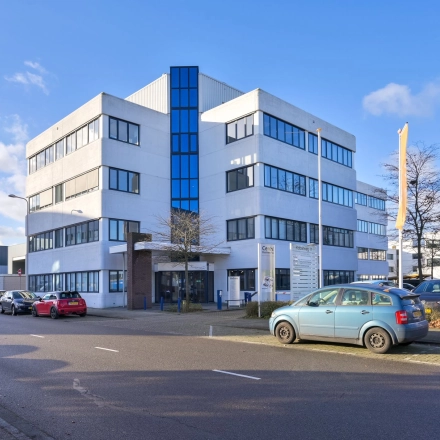 Exterior view of the office building at Kobaltweg 11, Utrecht Lage Weide, featuring clean lines and multiple stories, ideal for office space rental.