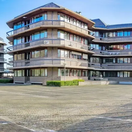 Modern kantoorpand in Eindhoven De Hurk, gelegen aan Croy 7, met ruime parkeergelegenheid voor de deur.