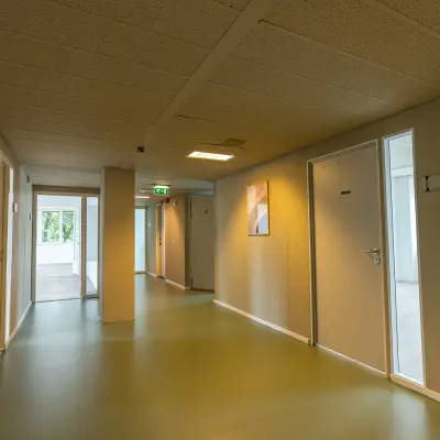 Bright hallway in an office space on James Wattstraat 71, Amsterdam East, ready for office space rental.