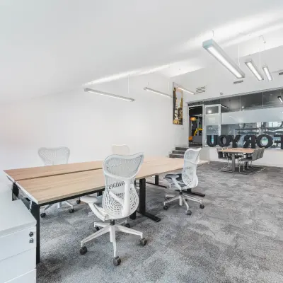 Modern office space at Olympisch Stadion 24-28 in Amsterdam Old South with sleek furnishings and ample natural light, ideal for office space rental.