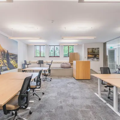 Bright office space with modern furnishings at Olympisch Stadion 24-28, Amsterdam Old South, available for office space rental.