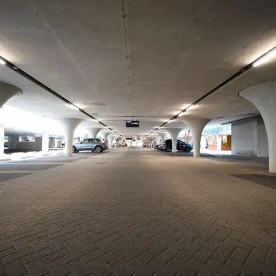 Expansive underground parking area at Herikerbergweg 290 in Amsterdam South East, ideal for those seeking office space rental convenience.