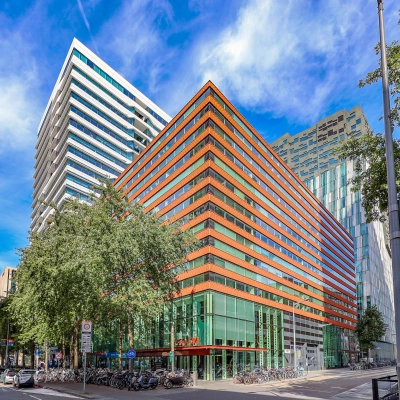 Exterior view of a modern office building at Gustav Mahlerlaan 308, Amsterdam Zuidas, showcasing an ideal location for office space rental opportunities.