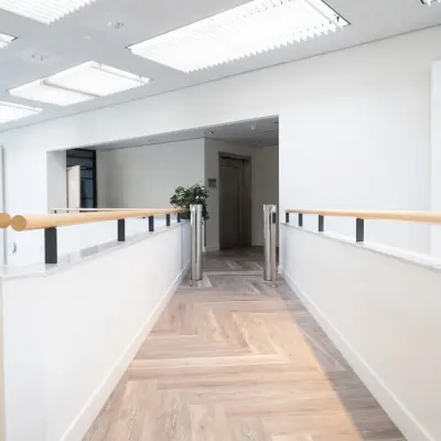 Bright hallway interior at Schumanpark 9, Apeldoorn, ideal for office space rental.