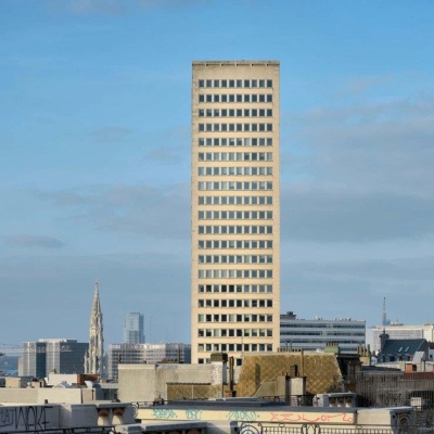 View of an office building located on Rue Joseph Stevens 7 in Brussels Center, ideal for those seeking office space rental.