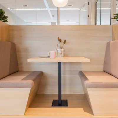 Cozy meeting nook at Rijnzathe 12, De Meern, perfect for intimate discussions in your new office space rental.
