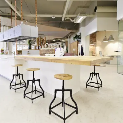 Modern office in Eindhoven Strijp-S with contemporary furnishings and open layout, ideal for office space rental. Sleek design and ample seating make this a perfect office to rent.