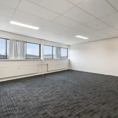 Spacious office to rent at Bingerweg 18A-18R in Haarlem Waarderpolder, featuring ample natural light and a clean, modern aesthetic, perfect for versatile office space rental needs.