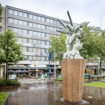 Exterior view of Westblaak 109 in Rotterdam Center, showcasing a multi-story building ideal for office space rental.