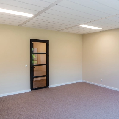 Empty office interior at Mercurion 24, Zevenaar, showcasing a clean space available for rent office space or office space rental.