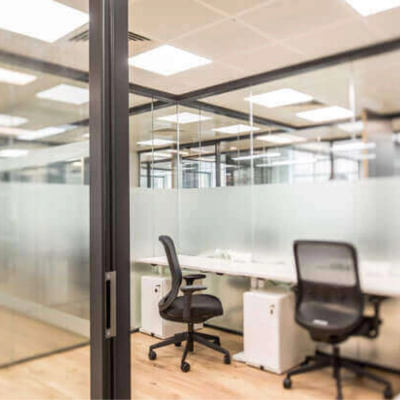 Una vista de las oficinas disponibles en la Calle de Alfonso XII 62
